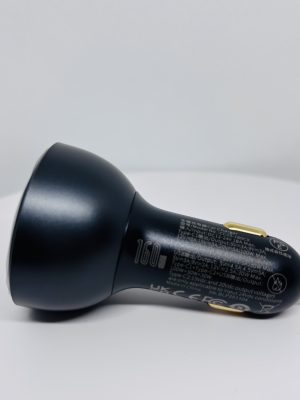 Потужний автомобільний зарядний пристрій Baseus 160W у чорному корпусі
